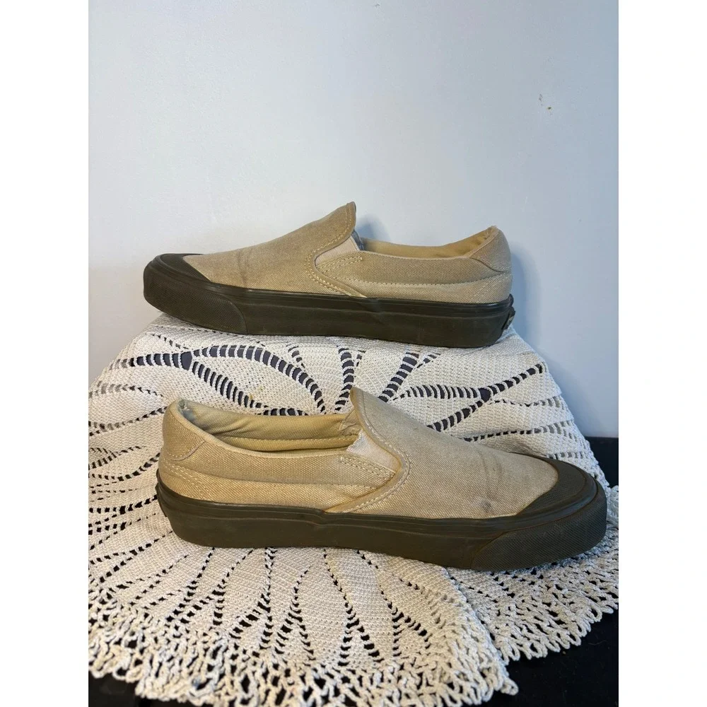 Vans Slip-On VSK66 Tan Khaki Canvas Sneakers Olive Green Sole Mens 7.5 Womens 9
